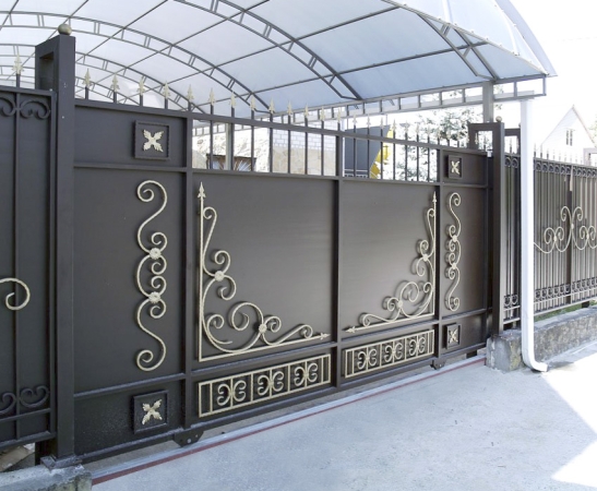 Металлические ворота в Майском