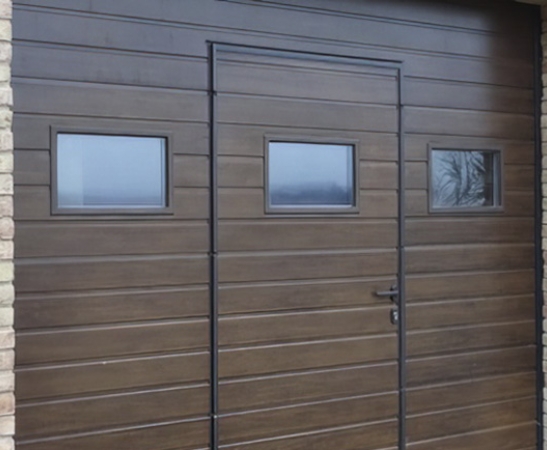 Ворота с окнами в Майском