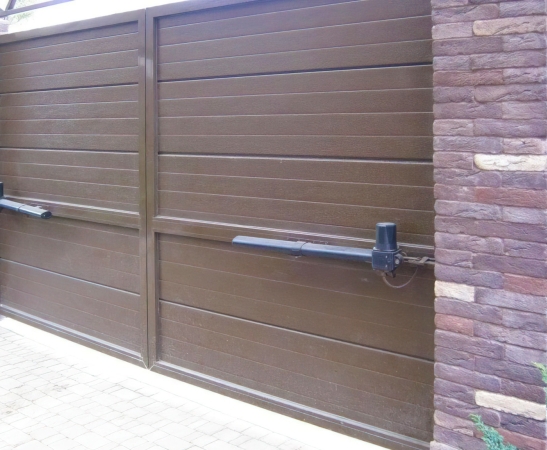 Автоматика для распашных ворот в Майском